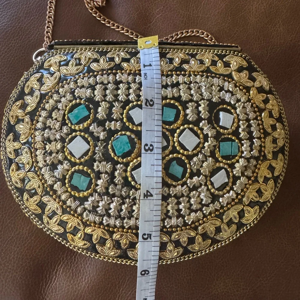 NEW Ramla Handmade Gold Embellished Clutch - Picture 9 of 10